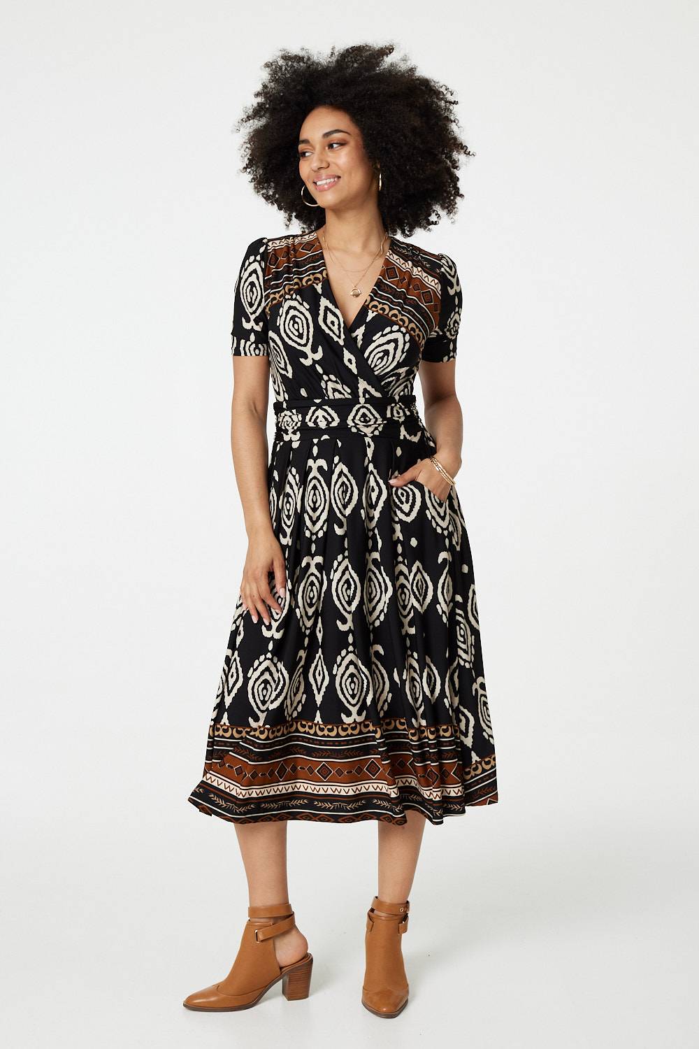 Black And White | Printed 1/2 Sleeve Pleated Wrap Dress