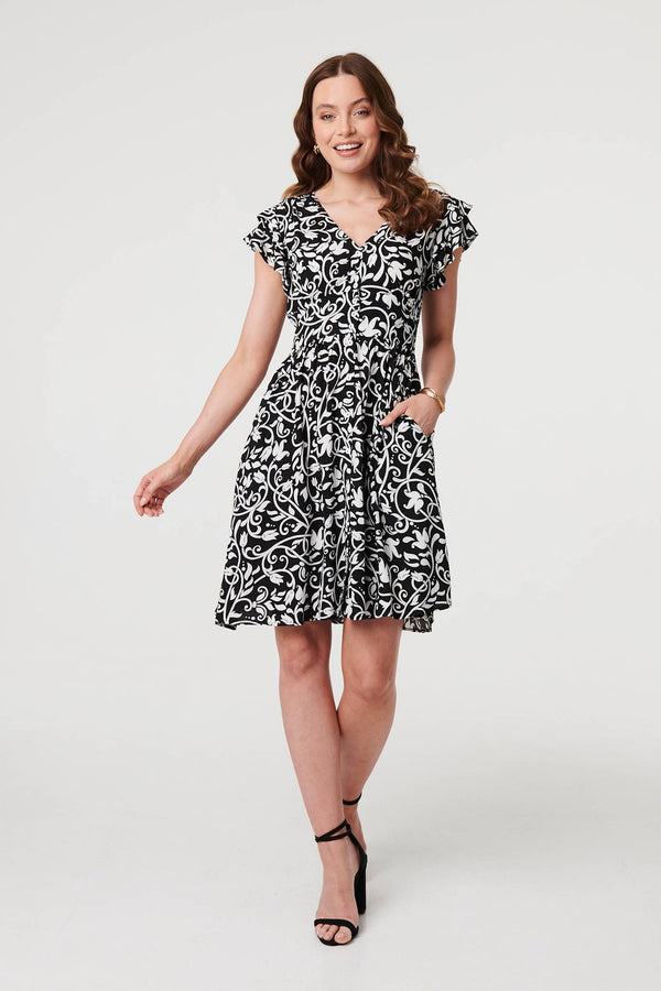 Black | Printed Cap Sleeve Short Skater Dress
