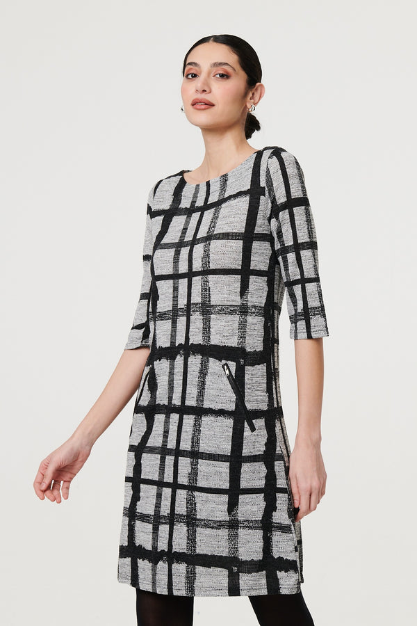 Black | Checked 3/4 Sleeve Short Shift Dress