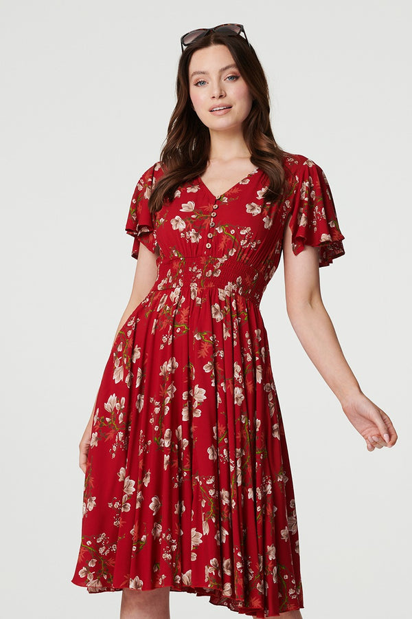 Red | Floral Angel Sleeve Short Dress :  Model is 5'9"/175 cm and wears UK8/EU36/US4/AUS8