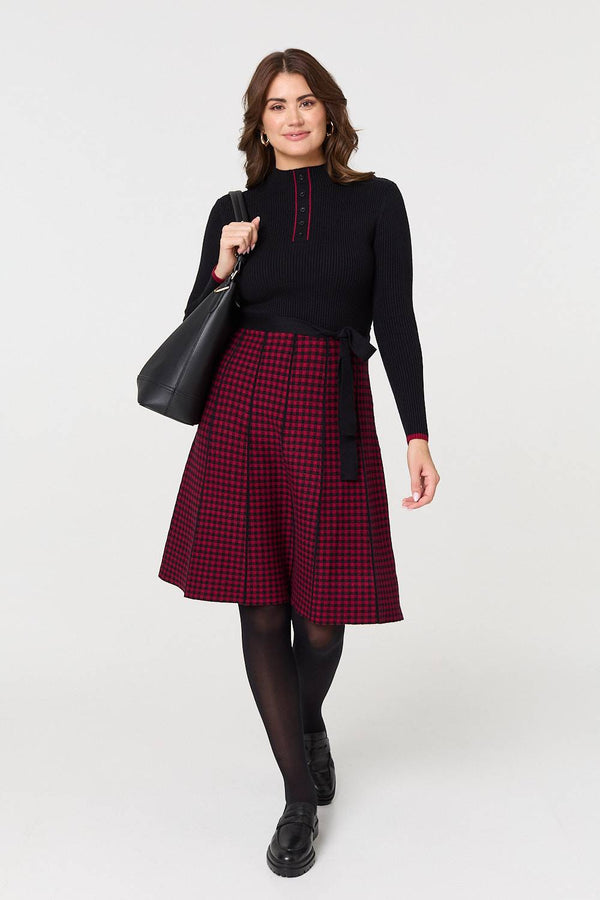Black | Checked Pleated Knee Length Jumper Dress
