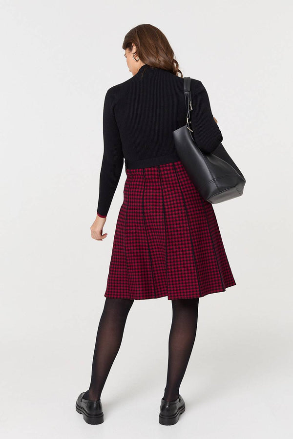 Black | Checked Pleated Knee Length Jumper Dress