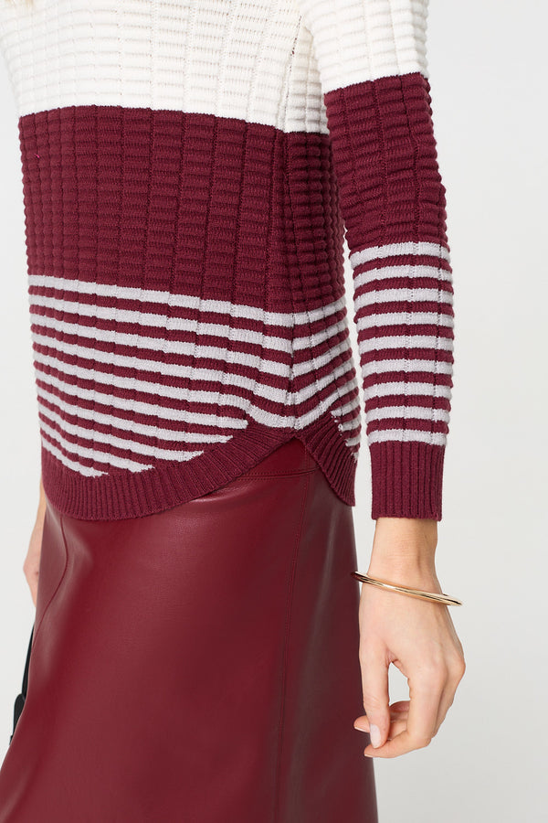 Red | Colour Block Textured Curve Hem Jumper