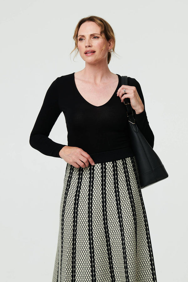 Black | Geo Print A-Line Pleated Midi Skirt