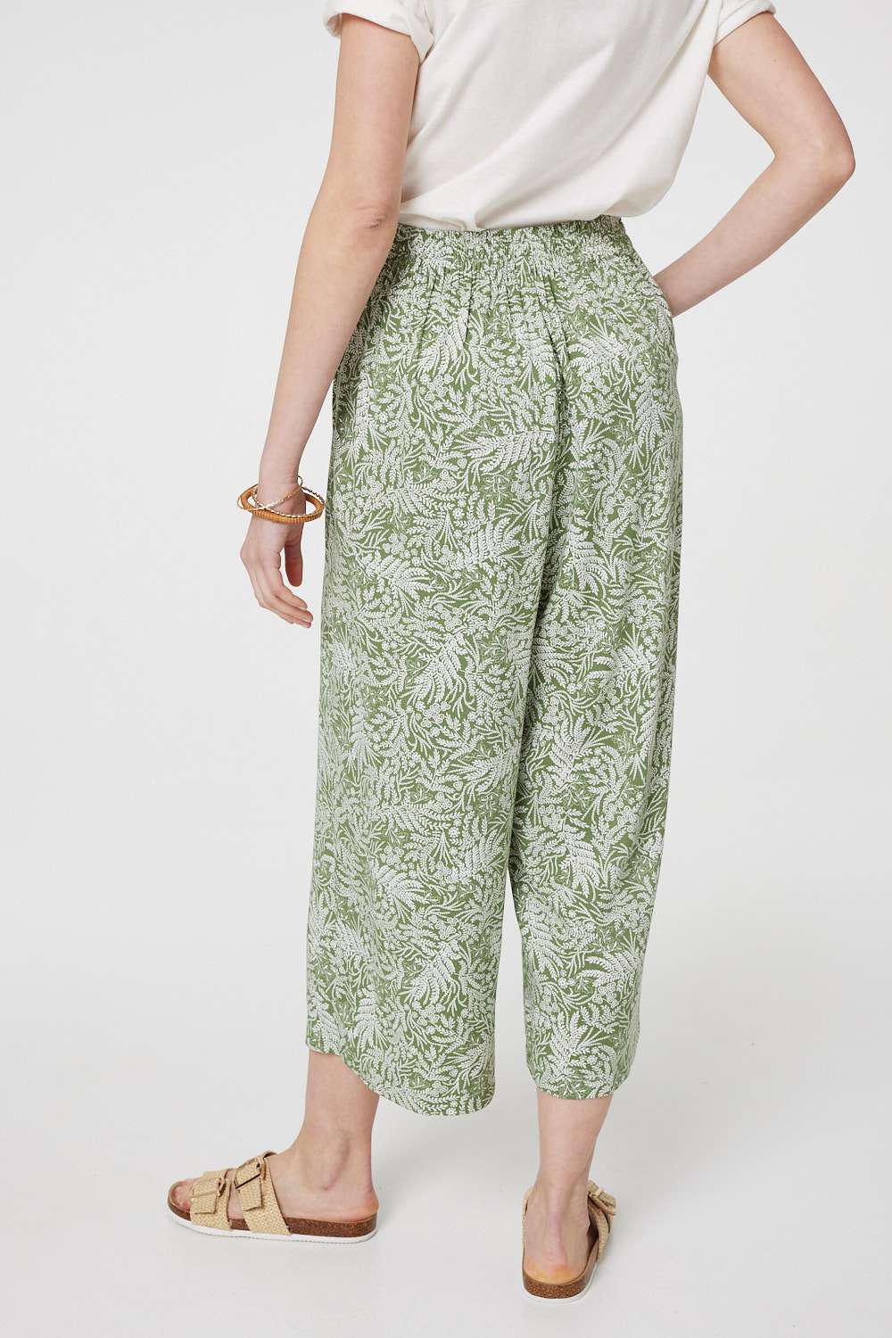 Green | Leaf Print Pleat-Front Wide Leg Culottes