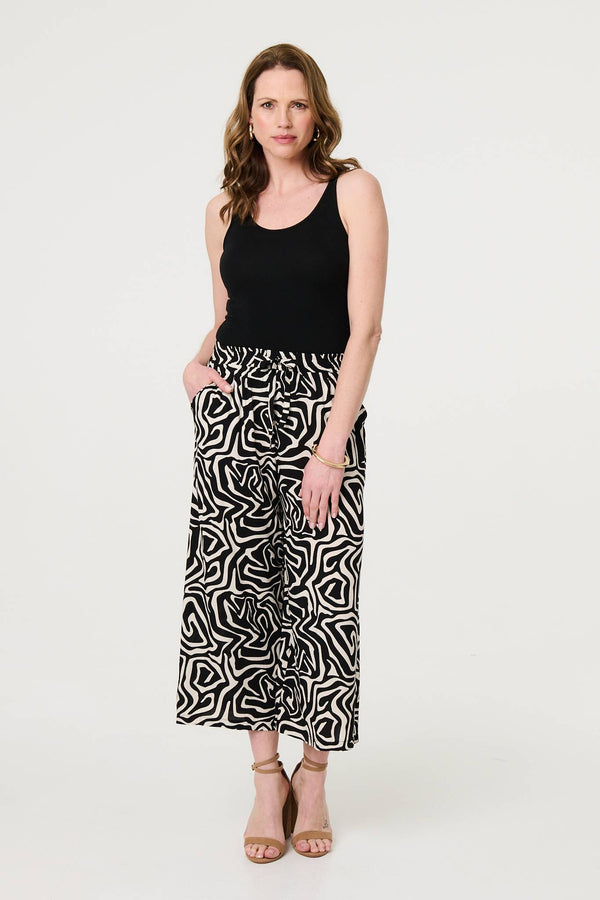 Black | Geo Print Tie Waist Wide Leg Cropped Trousers