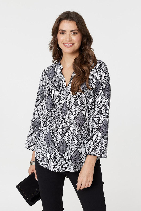 Beige | Leaf Print 3/4 Sleeve Curve Hem Blouse