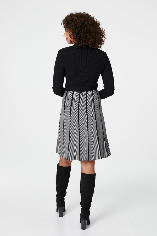 Black And White | Chevron Print Fit & Flare Knit Dress