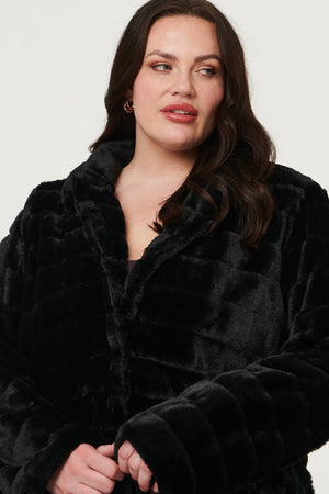 Black | Curve Faux Fur Thigh Length Coat