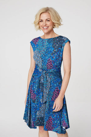 Blue | Peacock Print Tie Front Dress : Model is 5'10"/178 cm and wears UK10/EU38/US6/AUS10