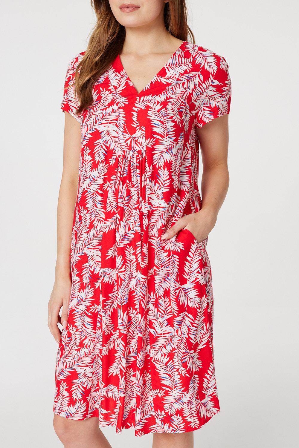 Red | Leaf Print V-Neck Shift Dress