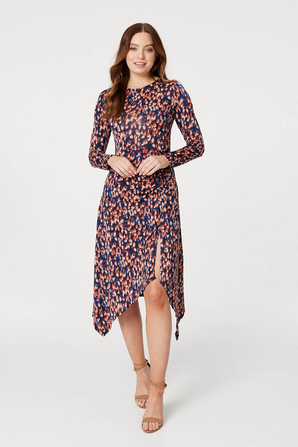 Blue | Printed Hanky Hem Midi Dress : Model is 5'9"/175 cm and wears UK8/EU36/US4/AUS8