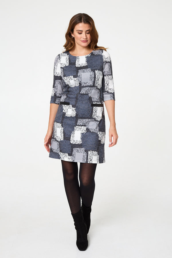 Grey | Printed 3/4 Sleeve Short Shift Dress