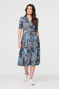 Navy | Abstract Ruched 1/2 Sleeve Midi Dress
