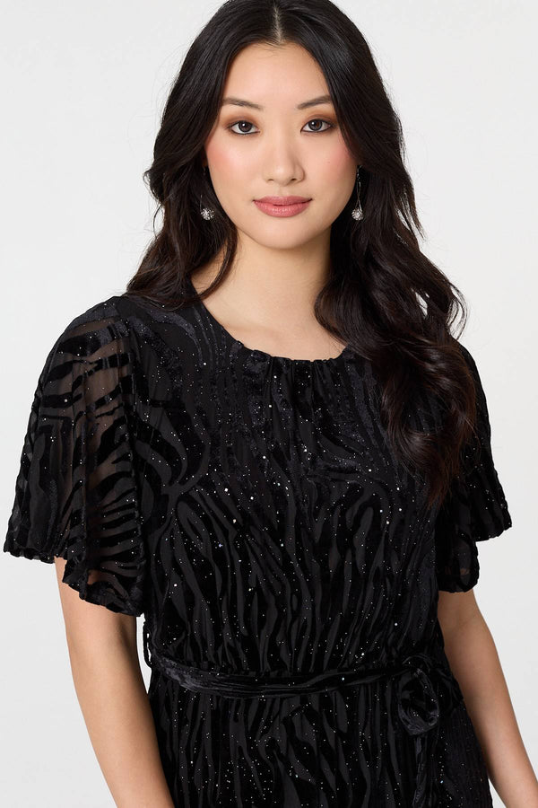 Black | Sparkly Textured Knee Length Dress