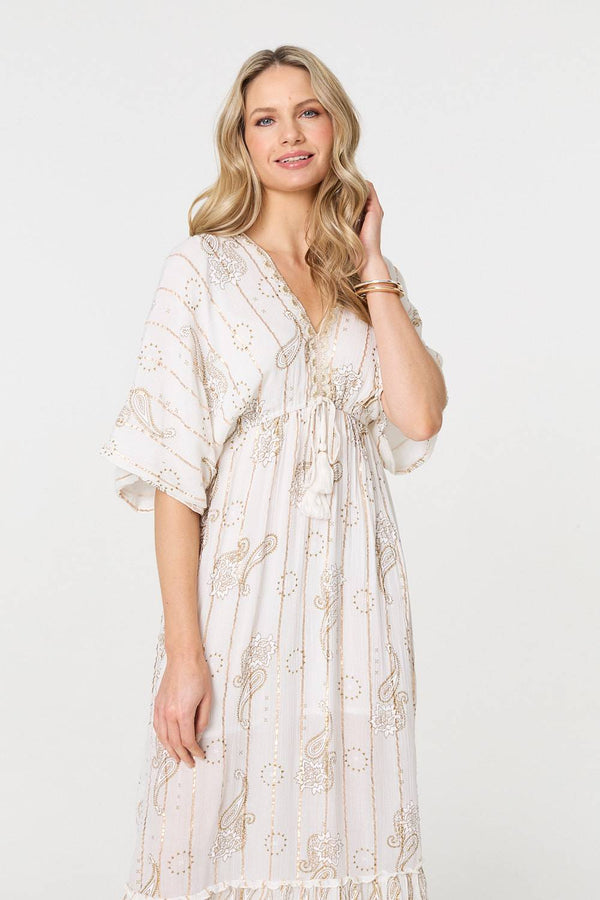White | Embellished Kimono Sleeve Maxi Dress : Model is 5'10"/178 cm and wears UK10/EU38/US6/AUS10
