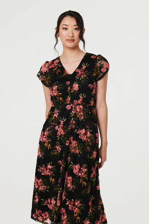 Black | Floral Cap Sleeve Shirred Midi Dress
