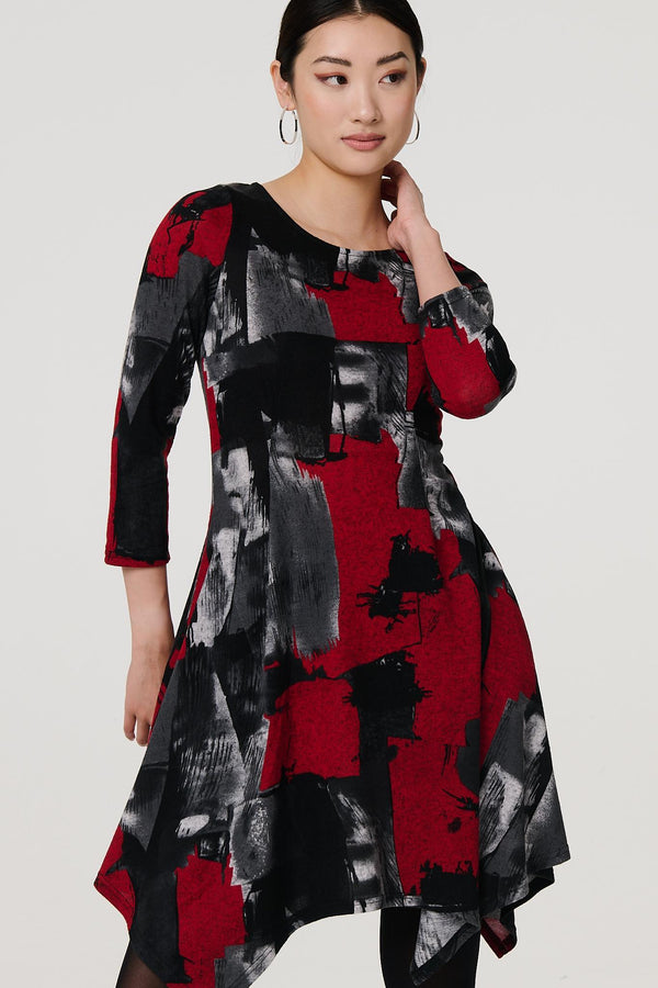 Red | Abstract 3/4 Sleeve Hanky Hem Dress : Model is 5'9"/175 cm and wears UK8/EU36/US4/AUS8