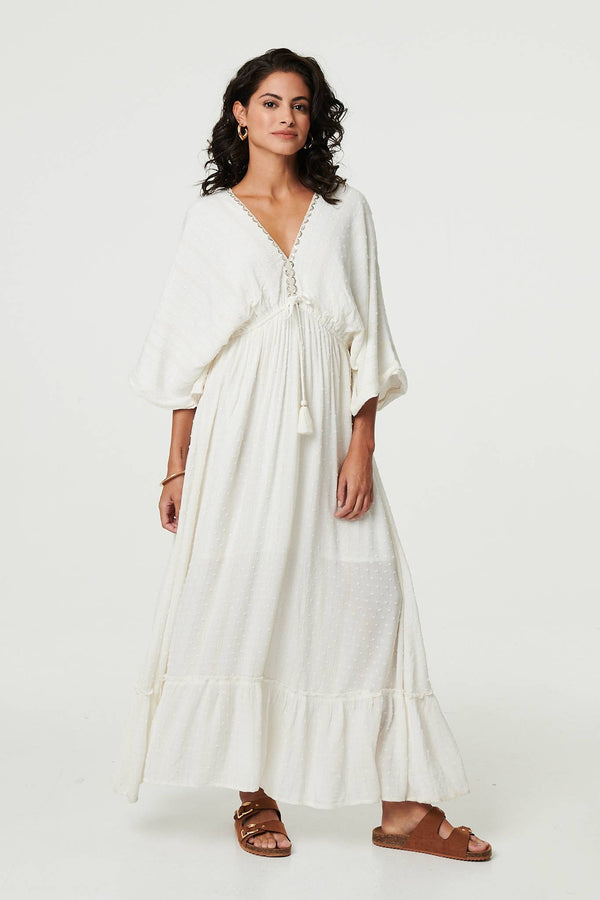 Cream | Textured V-Neck Empire Kimono Maxi Dress : Model is 5'8"/172 cm and wears UK8/EU36/US4/AUS8
