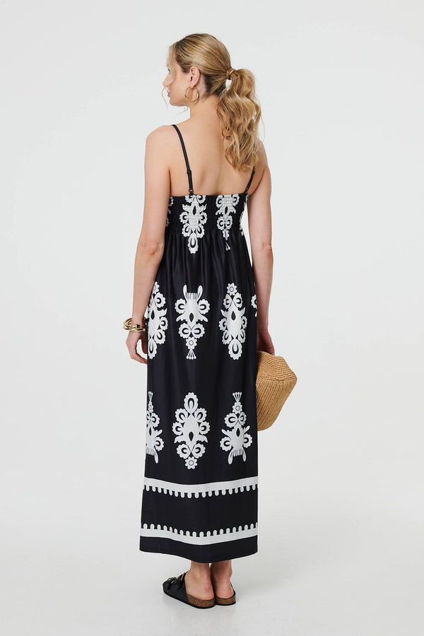 Black And White | Ikat Print Sleeveless Shirred Maxi Dress
