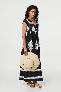 Black | Ikat Print Ruched Cap Sleeve Maxi Dress
