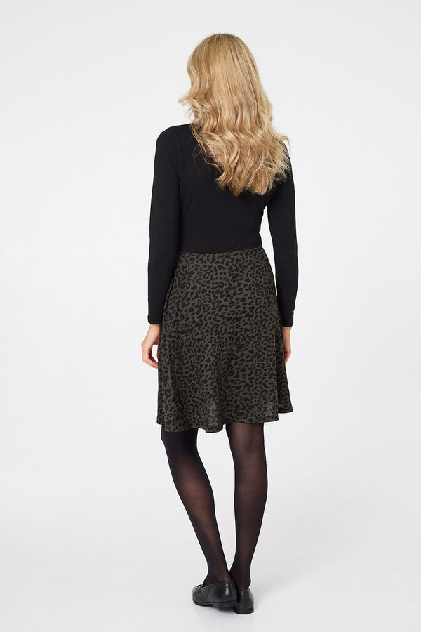 Black | Animal Print V-Neck Short Skater Dress
