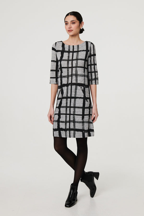 Black | Checked 3/4 Sleeve Short Shift Dress
