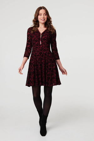 Red | Floral Zip V-Neck Short Skater Dress
