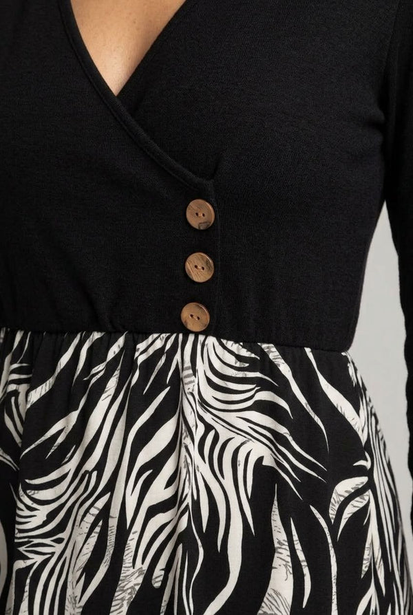 Black | Abstract Long Sleeve Short Skater Dress