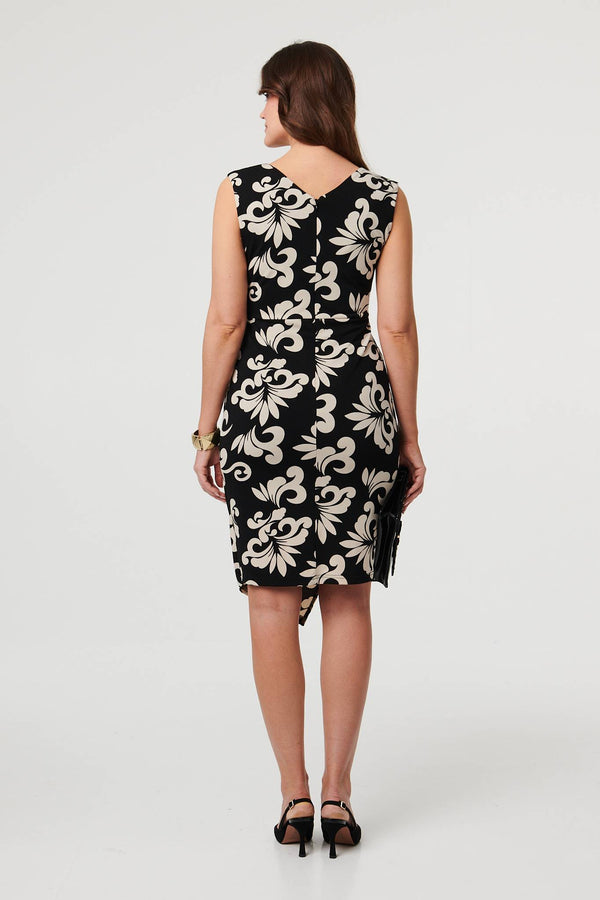 Black | Printed Sleeveless Knee Length Dress