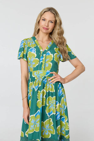 Green | Floral Angel Sleeve Relaxed Midi Dress