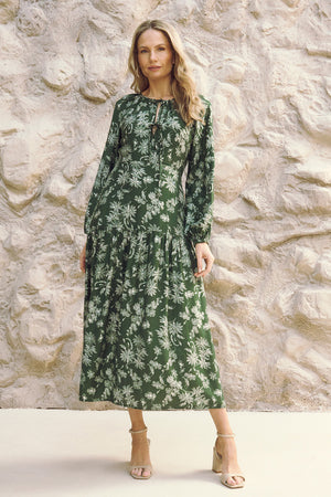 Green | Floral Long Sleeve Tie Neck Maxi Dress : Model is 5'10