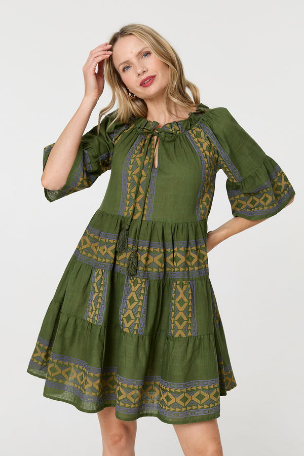 Green | Embroidered 1/2 Flare Sleeve Short Dress