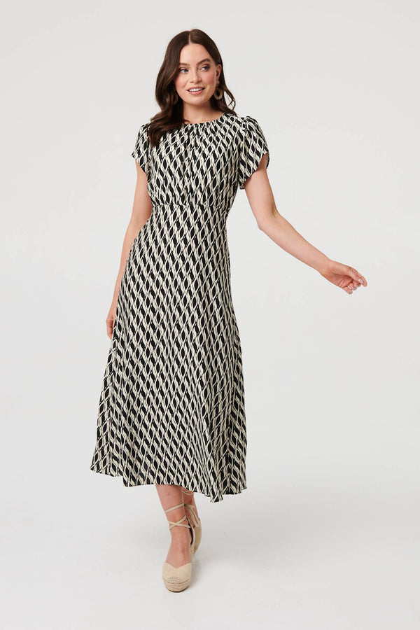 Black | Printed Cap Sleeve Ruched Midi Dress