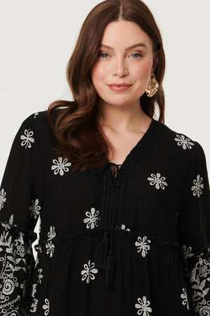 Black | Border Print Relaxed Tiered Short Dress