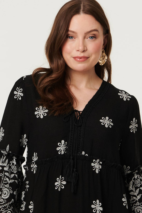 Black | Border Print Relaxed Tiered Short Dress