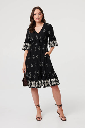 Black | Border Print Relaxed Knee Length Dress