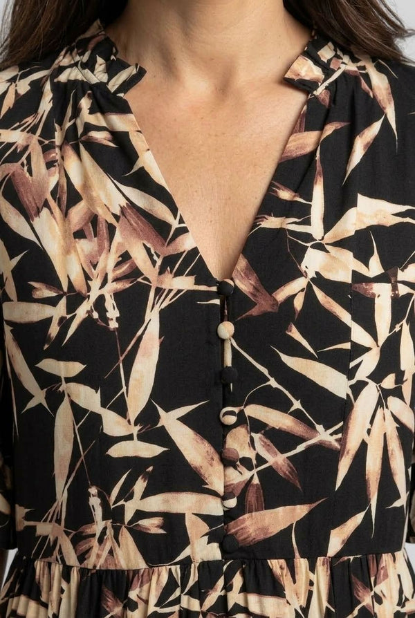 Black | Leaf Print 1/2 Flared Sleeve Midi Dress