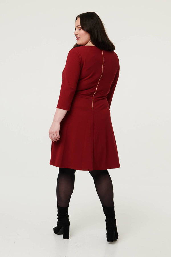 Red | Curve V-Neck 3/4 Sleeve Short Skater Dress