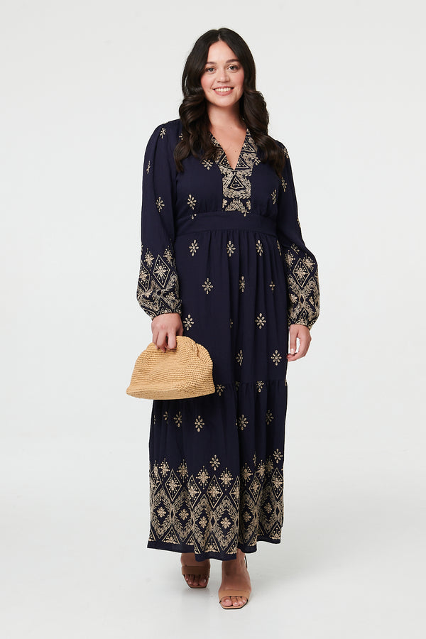 Black | Curve Border Print V-Neck Maxi Dress
