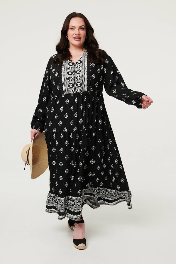 Black | Curve Printed Long Sleeve Maxi Dress