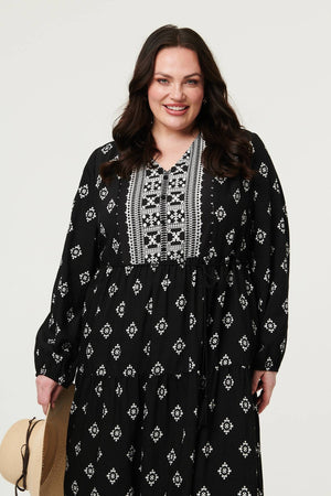 Black | Curve Printed Long Sleeve Maxi Dress