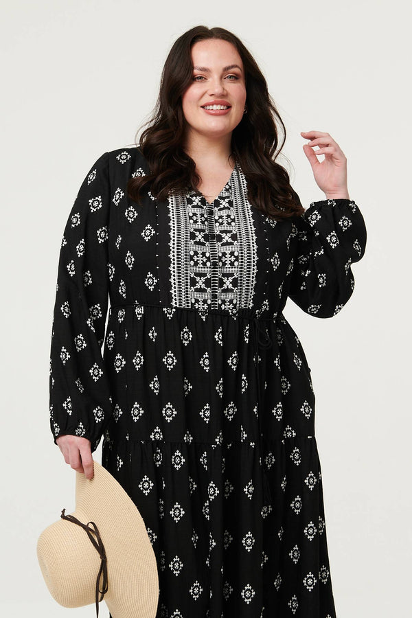 Black | Curve Printed Long Sleeve Maxi Dress