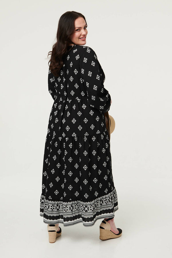 Black | Curve Printed Long Sleeve Maxi Dress