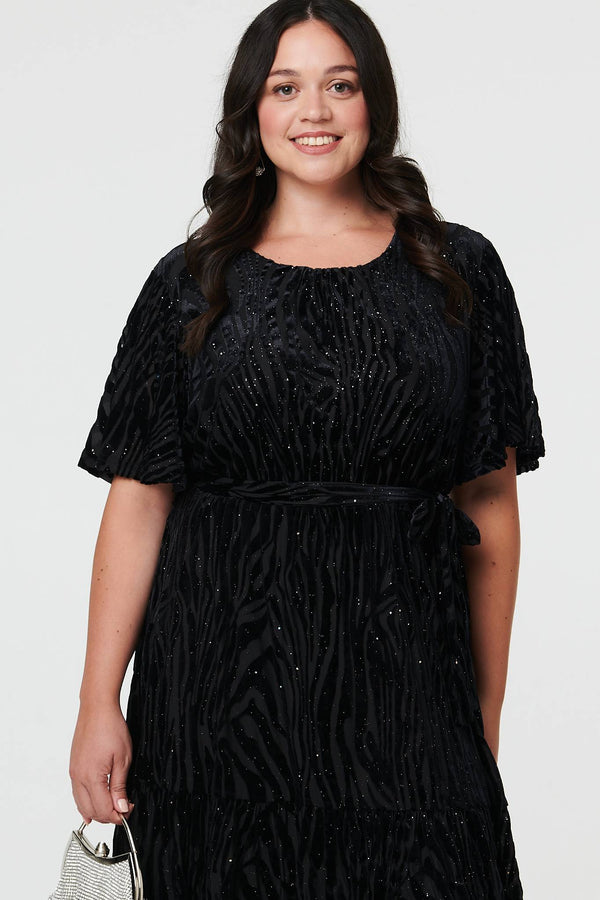 Black | Curve Sparkly Textured Knee Length Dress