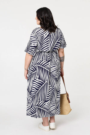 Navy | Curve Leaf Print Short Sleeve Midi Dress