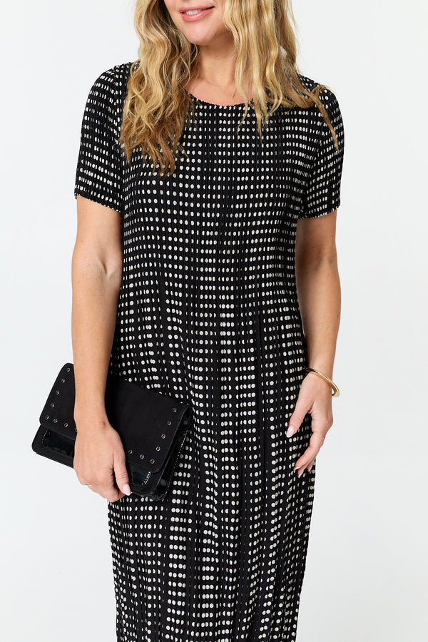 Black | Polka Dot Print Pleated Midi Dress
