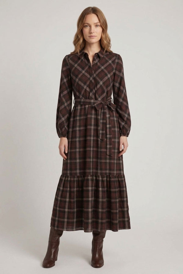 Brown | Checked 3/4 Sleeve Maxi Shirt Dress : Model is 5'6"/167 cm and wears UK8/EU36/US4/AUS8