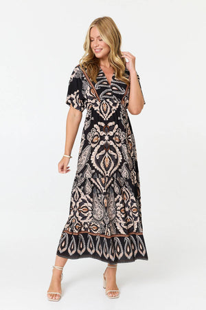 Black | Paisley Relaxed 1/2 Sleeve Maxi Dress : Model is 5'10