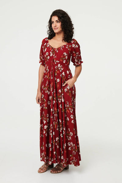 Red | Floral Bardot Shirred Empire Maxi Dress : Model is 5'8"/172 cm and wears UK8/EU36/US4/AUS8

